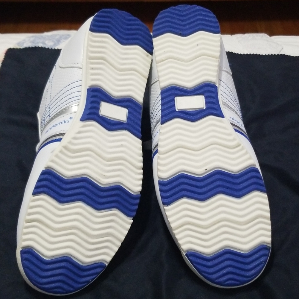 Akademiks Shoes - Picture 3 of 5